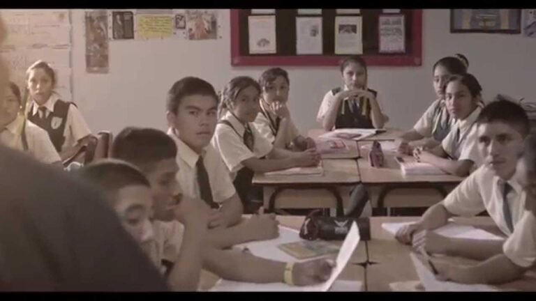 Fomentando la Responsabilidad Financiera en la Educaci&oacute;n Secundaria