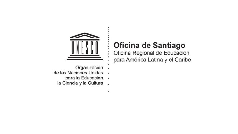 Interacción entre Educación y Sociedad en la Cultura Escolar