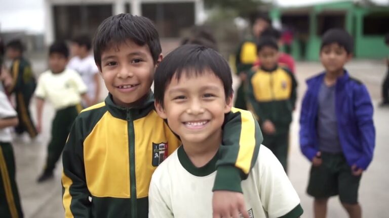 Programas de Educaci&oacute;n F&iacute;sica para Impulsar la Actividad Diaria